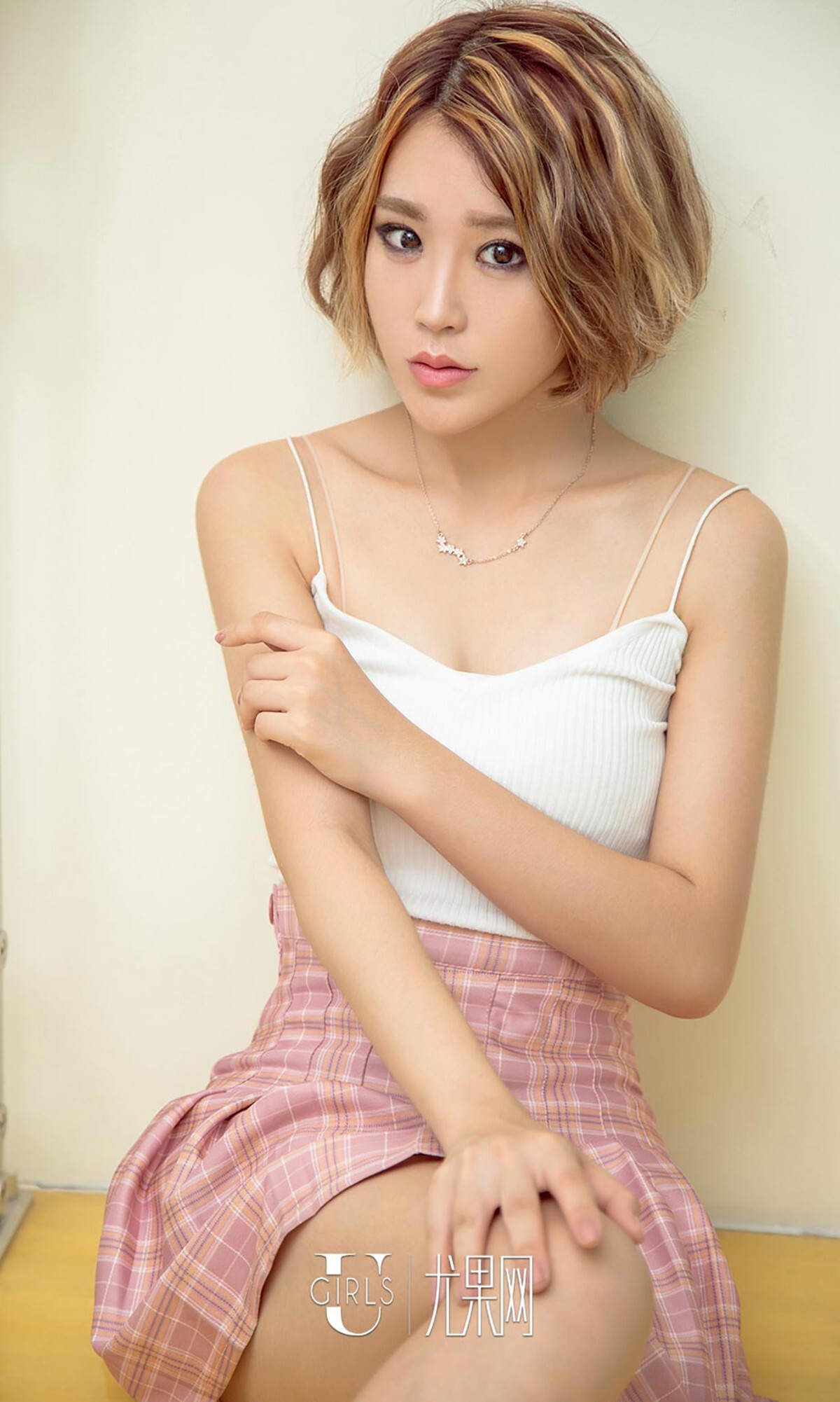 [Ugirls尤果网] 爱尤物专辑 2016.08.18 No.457 石榴裙下 十六